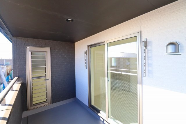 新築戸建・新築建売　郡山市芳賀三丁目　芳賀小・第四中のバルコニー|広々としたインナバルコニー！
