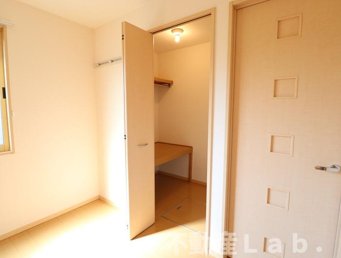 ウィルモア藤の収納