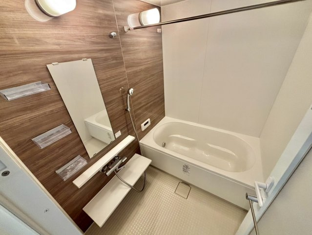 フランディル・ルミエ思案橋の浴室