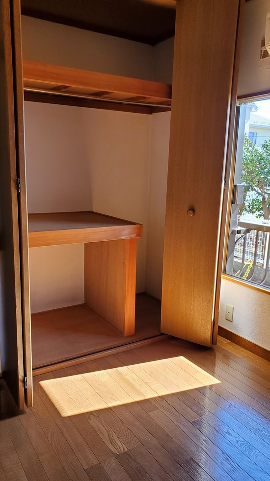小金井市東町３丁目のアパートの収納