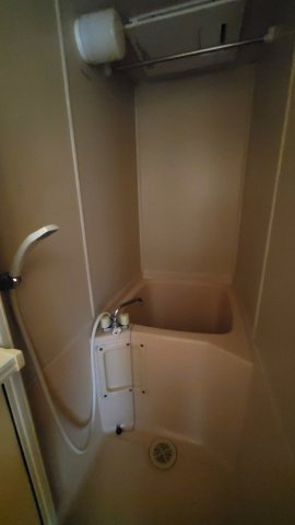 小金井市東町３丁目のアパートのシャワールーム