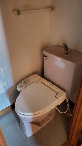 小金井市東町３丁目のアパートのトイレ