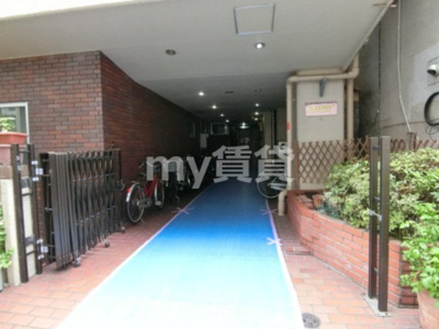 【エントランス】 | コスモプラザHINO