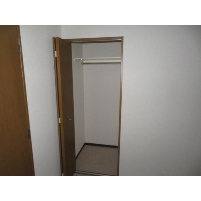 新佐川ビルの収納