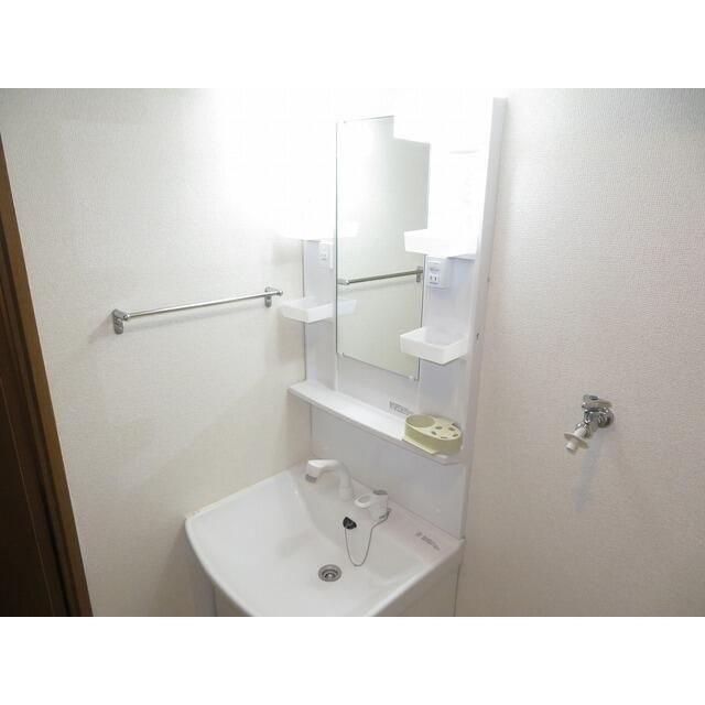 新佐川ビルの洗面所