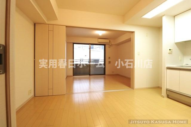 【居間・リビング】