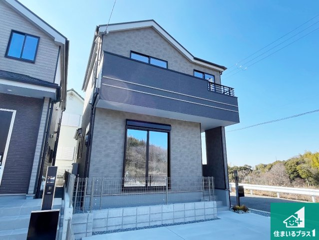 神戸市垂水区桃山台　新築一戸建ての外観|お客様に長く安心して住んでいだだける事にこだわった家づくり！住んでからのアフターサービスにもしっかりと取り組んでいます！