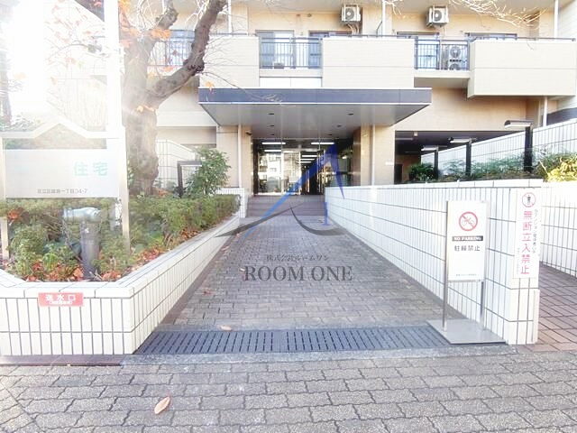 綾瀬プルミエのエントランス|エントランスです。