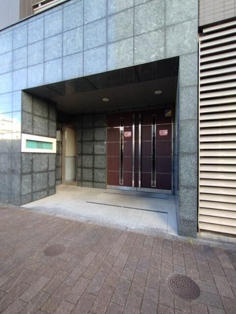 日神デュオステージ蓮根のエントランス