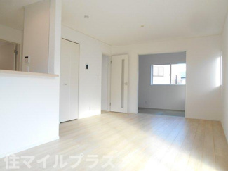 【居間・リビング】 | 白河市蛇石新築一戸建て6棟 | ゆったり過ごせるリビングです