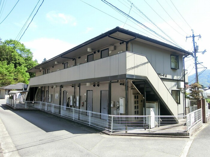 アヴニールBの外観