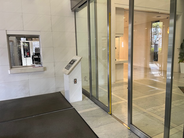 桜宮リバーシティ・ウォータータワープラザのロビー|ゆとりのあるロビーです