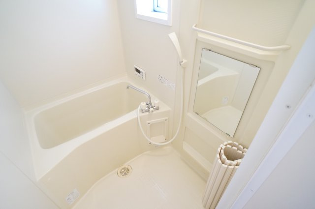 レスポワール法蓮の浴室