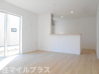 【居間・リビング】 | 白河市蛇石新築一戸建て6棟 | おしゃれな居間です