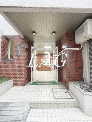 【エントランス】 | いづみハイツ茅場町 | エントランスです。