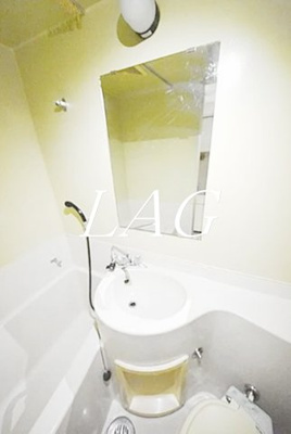 【洗面所】 | いづみハイツ茅場町 | 洗面台です。