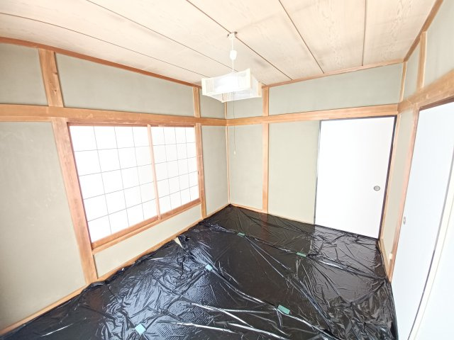 セゾン松原A棟の和室|明るい和室です