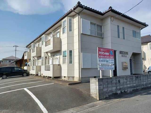 セゾン松原A棟の外観|外観は落ち着いています