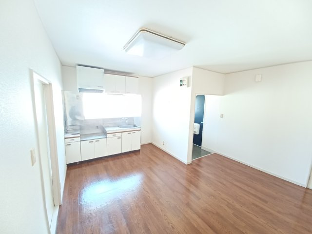 セゾン松原A棟の居間・リビング|ゆったり過ごせるリビングです