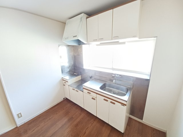 セゾン松原A棟のキッチン|キッチンでお料理をお楽しみください