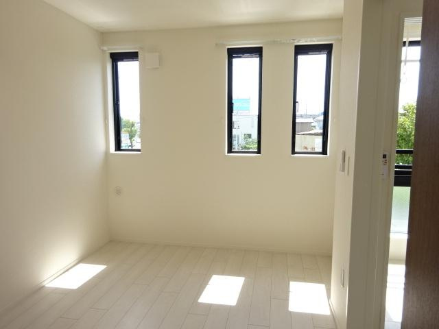 加古川市別府町新野辺のアパートの内装|洋室（イメージ）