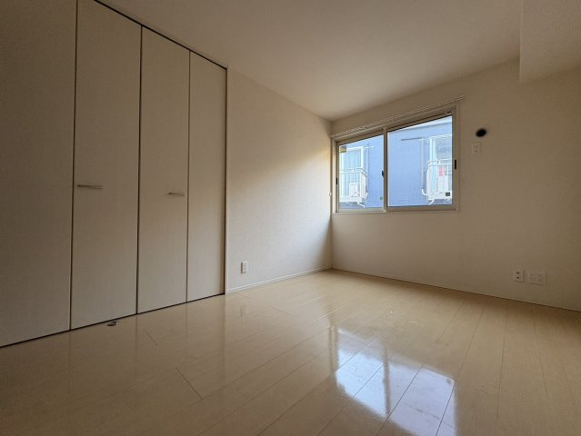 ビューテラスの洋室