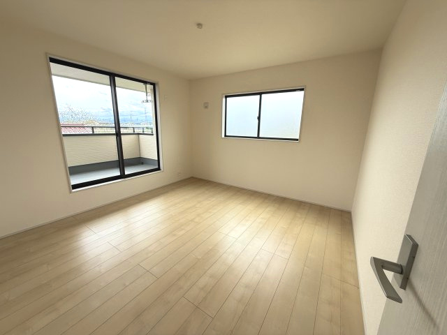 リーブルガーデンＳ第１前橋小屋原の洋室|2階:洋室1です