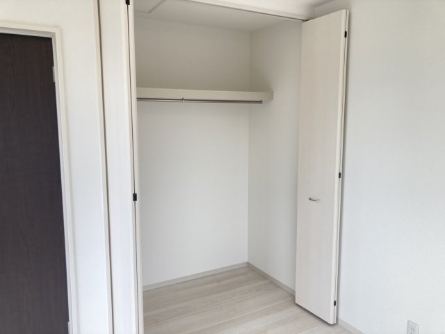 リーブルガーデンＳ第１前橋小屋原の収納|2階:洋室3収納です