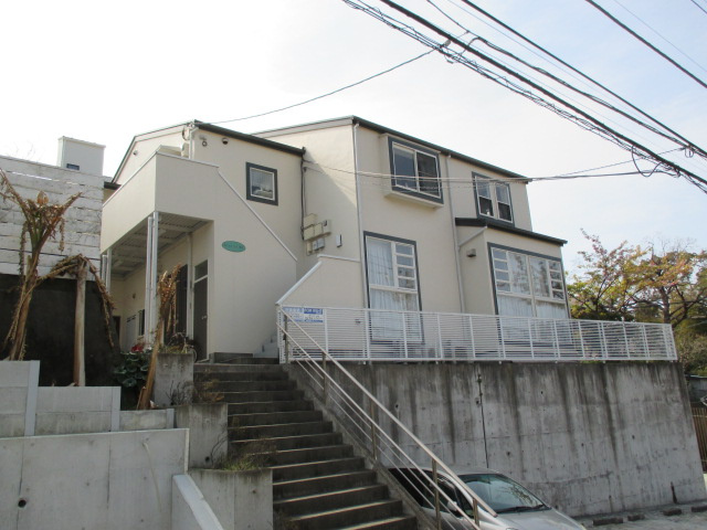 ふらっと　いく　葉山のエントランス