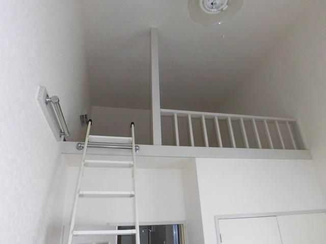 相模原市南区豊町のアパートの内装