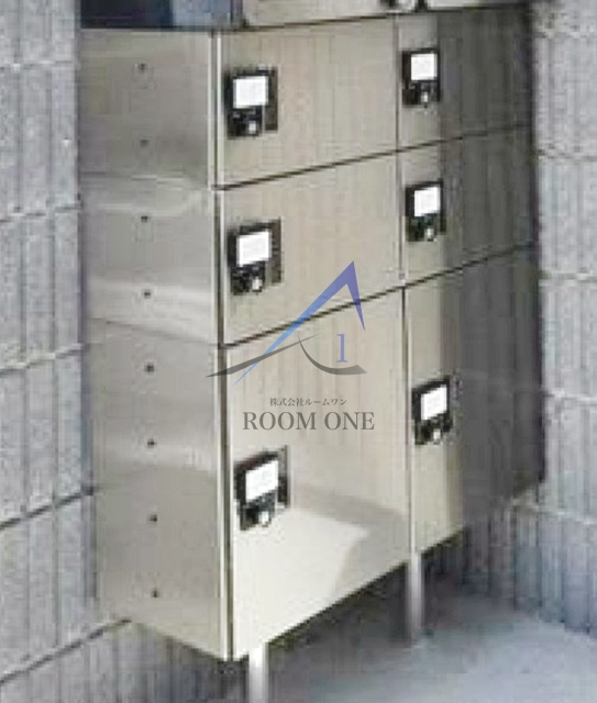 サザンフロント六町のその他共用部分|宅配ボックスです。