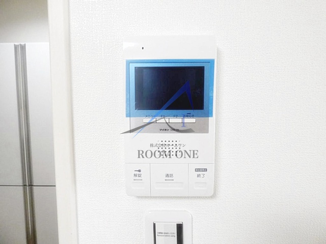 サザンフロント六町のセキュリティ|モニター付きインターホンです。