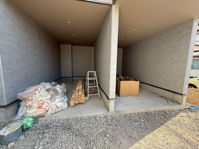 HealingGrace高槻高西町B棟の駐車場