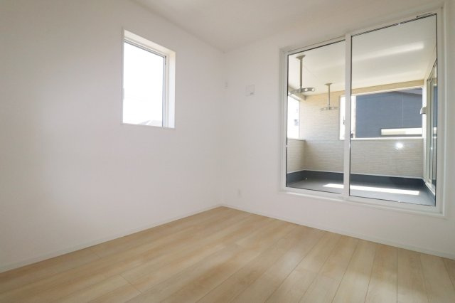 矢吹町八幡町第24　　　１号棟　　　善郷小学校、矢吹中学区の洋室|※同社施工例