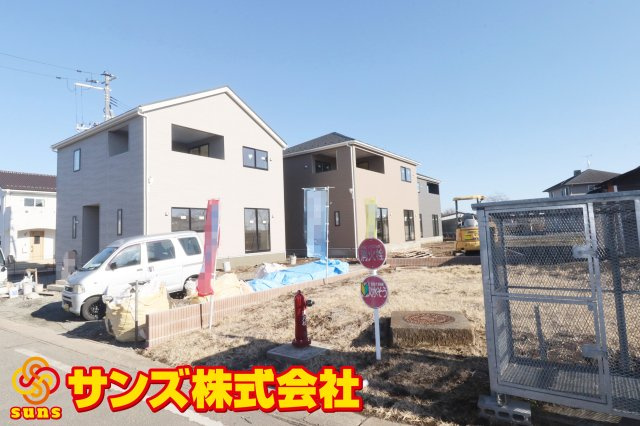 矢吹町八幡町第24　　　１号棟　　　善郷小学校、矢吹中学区の外観|南西側から見た区画全体