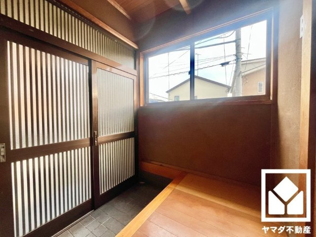 伏見区竹田七瀬川町の玄関