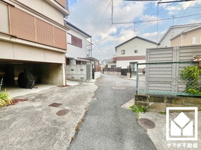 伏見区竹田七瀬川町の前面道路含む現地写真