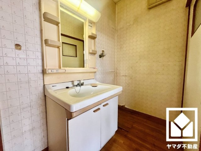 伏見区竹田七瀬川町の洗面所