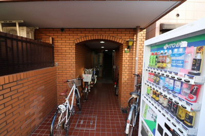 【エントランス】 | メゾン野江