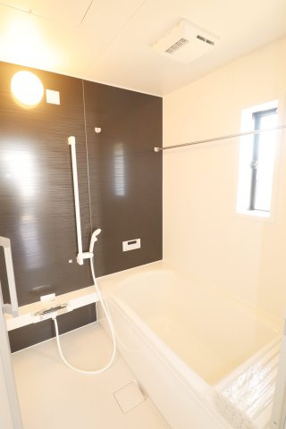 矢吹町八幡町第24　　　２号棟　　　善郷小学校、矢吹中学区の浴室