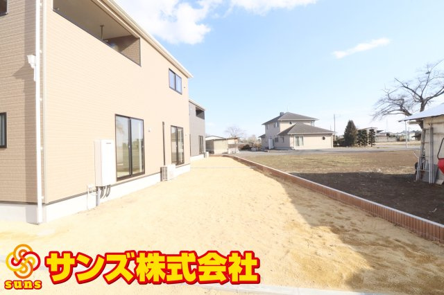 矢吹町八幡町第24　　　２号棟　　　善郷小学校、矢吹中学区の庭