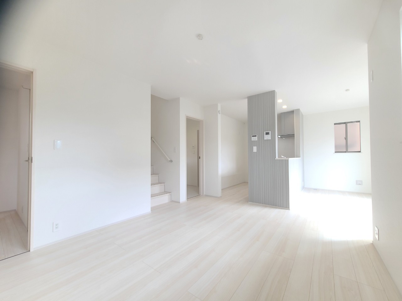 本多聞６丁目　新築戸建　２区画の内観：施工例