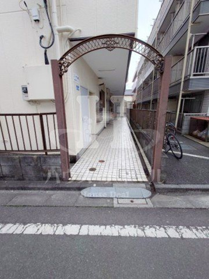 【エントランス】 | コーポ川島 | エントランスです