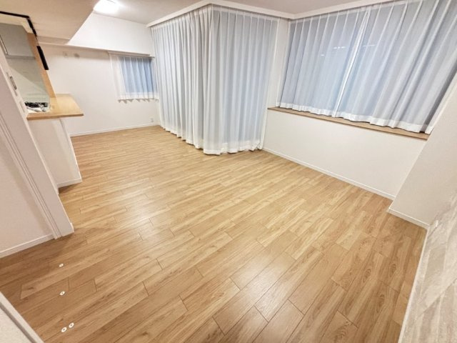 【居間・リビング】の画像