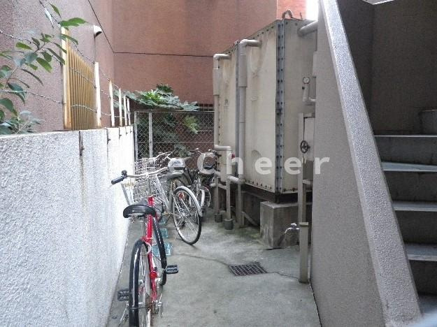 第二大野ビルヨシサンズのその他