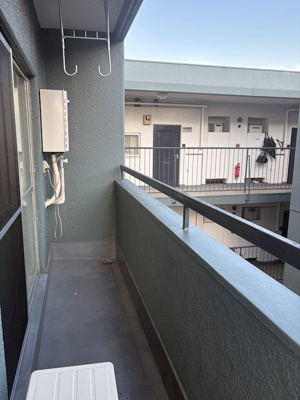 【バルコニー】 | グリーンコーポ高島 | お洗濯にも便利なバルコニー付き