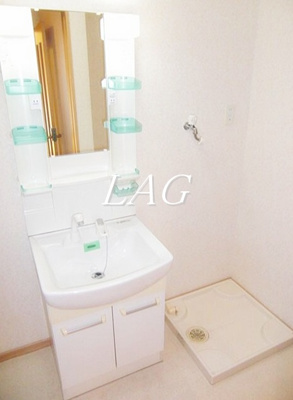 【洗面所】 | コーポティアラⅡ | 洗面台です。