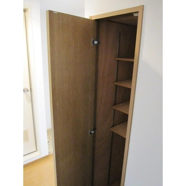 プレール新宿余丁町の収納