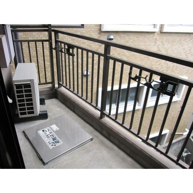 プレール新宿余丁町のバルコニー