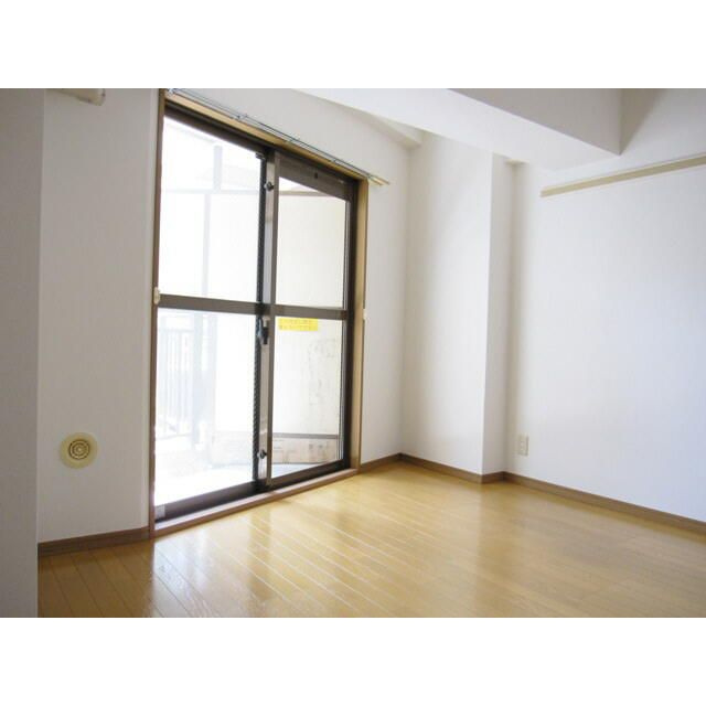 プレール新宿余丁町の寝室